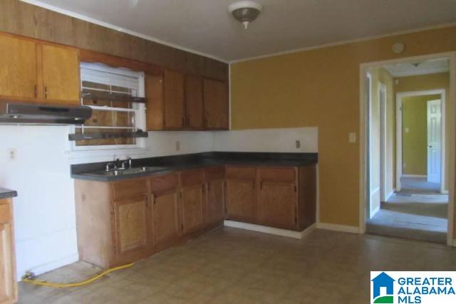 2701 22nd Street Southwest Birmingham, AL 35211 - Photo 6 of 10