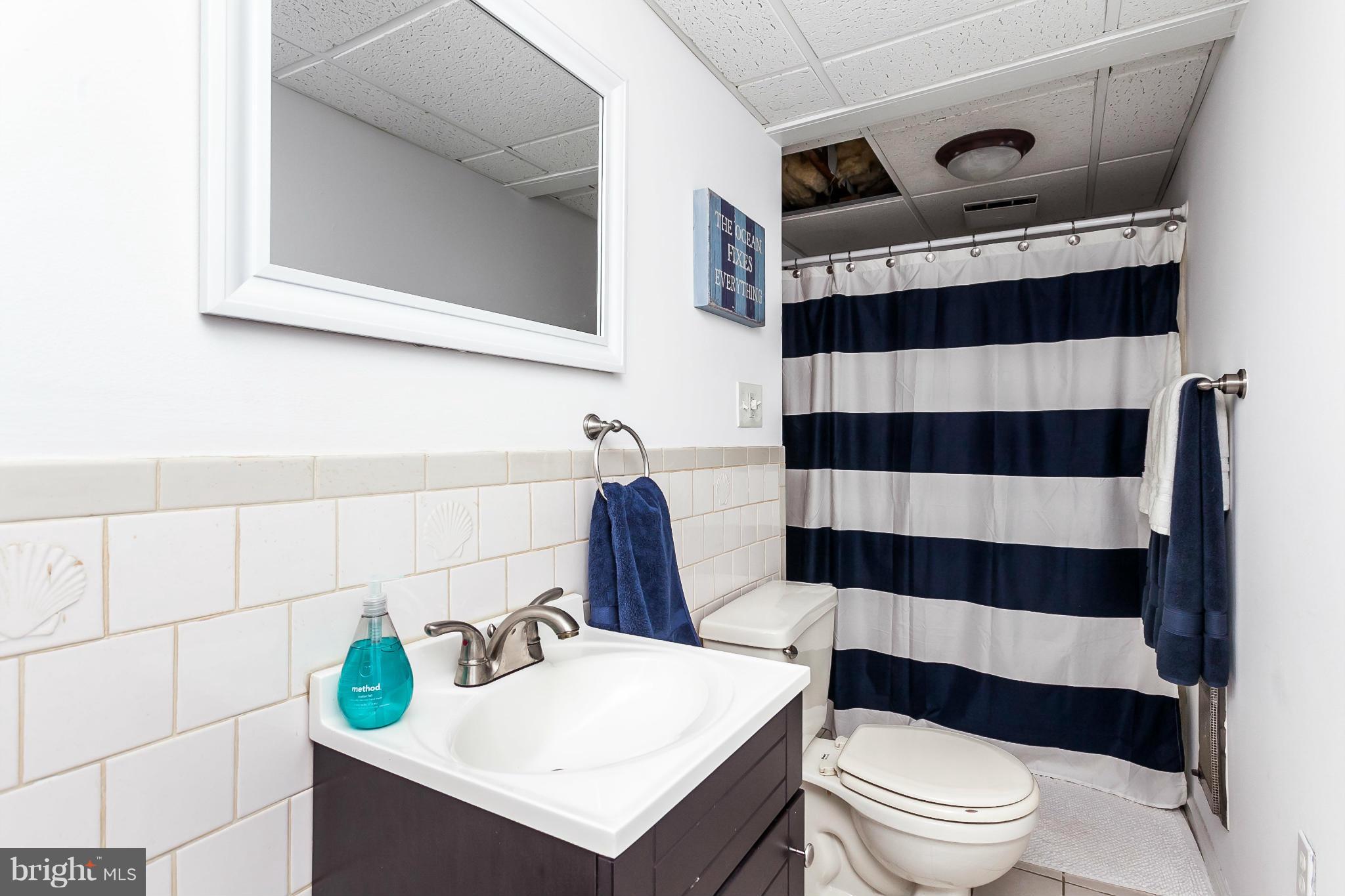 3717 Valley Road Ellicott City, MD 21042 - Photo 18 of 24 Bath