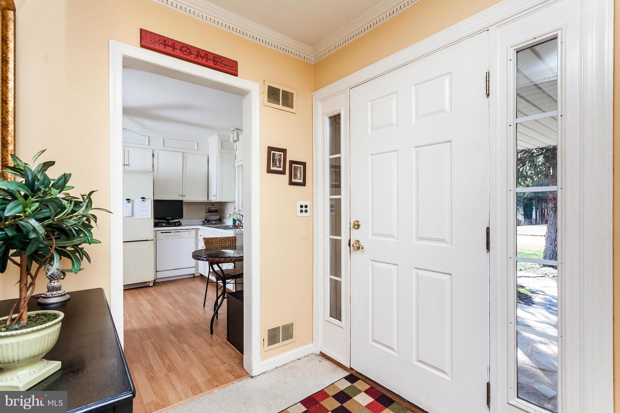 3717 Valley Road Ellicott City, MD 21042 - Photo 3 of 24 Interior (General)