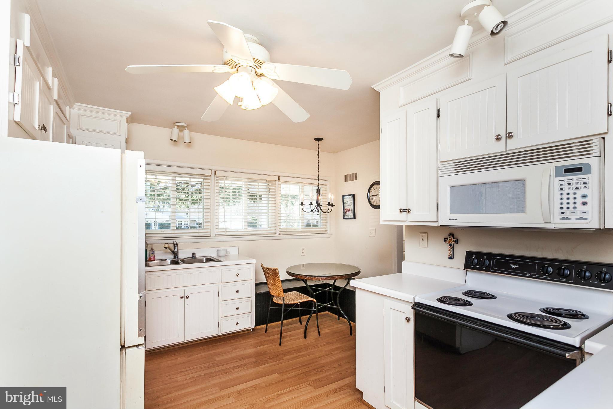 3717 Valley Road Ellicott City, MD 21042 - Photo 4 of 24 Kitchen