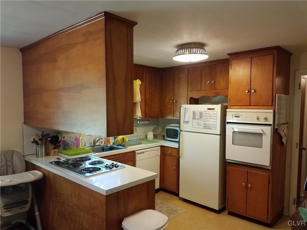 2515 Winston Road Bethlehem, PA 18017 - Photo 12 of 29 Gallery Image 12