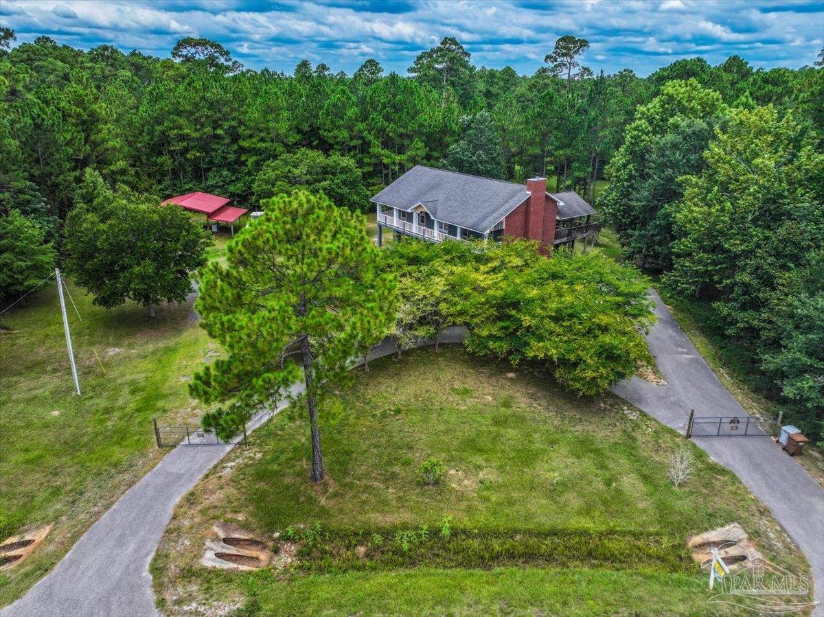 2099 Garcon Point Road Milton, FL 32583 - Photo 4 of 65