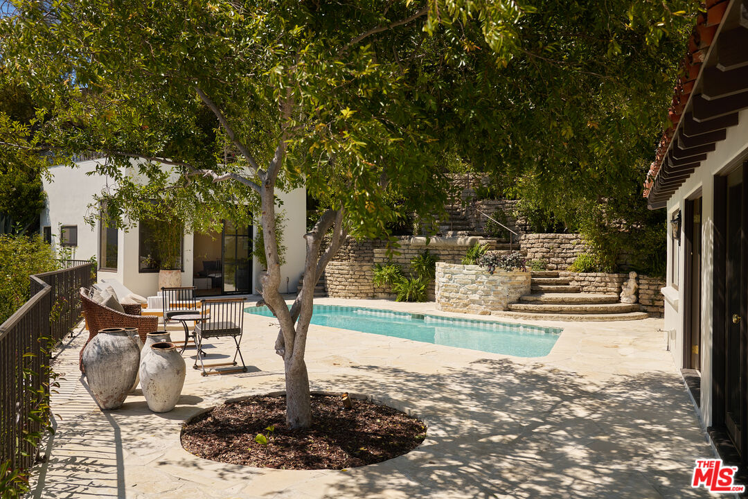 6911 Los Tilos Road Los Angeles, CA 90068 - Photo 40 of 44