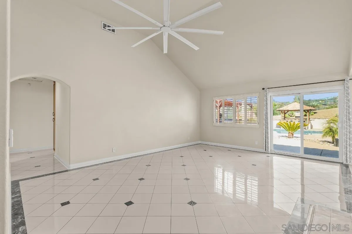 404 Summerhill Terrace Alpine, CA 91901 - Photo 15 of 40 an empty room with windows
