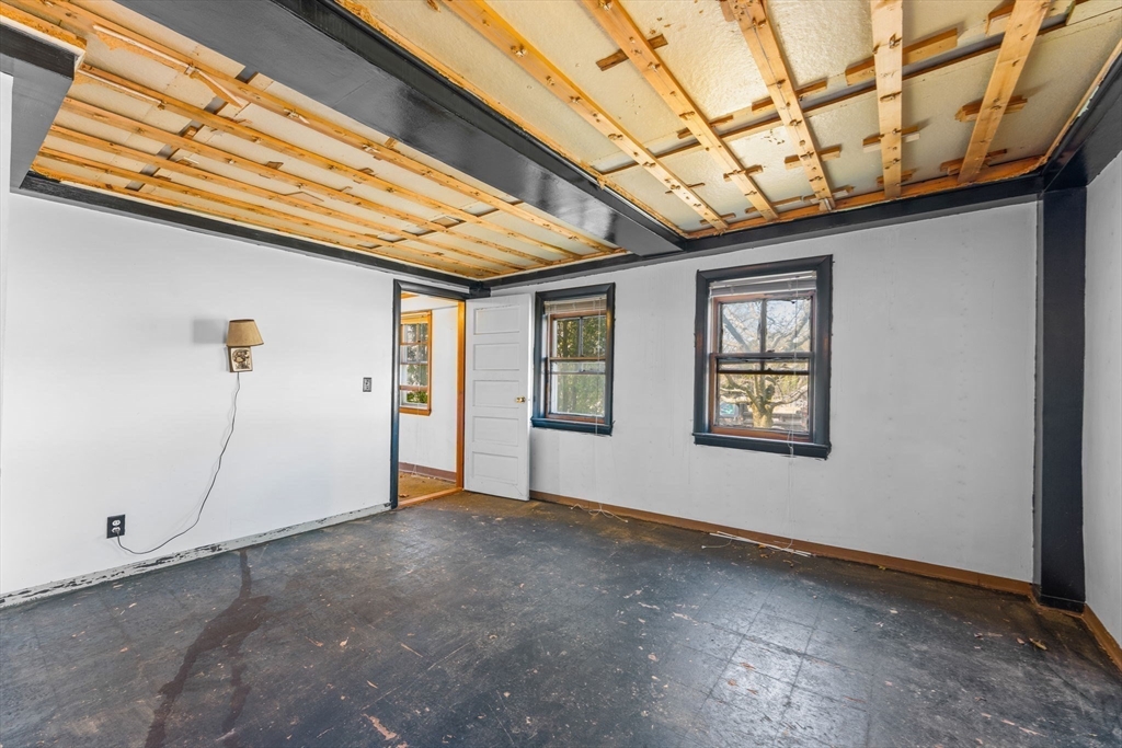 90 Water Street Danvers, MA 01923 - Photo 19 of 42