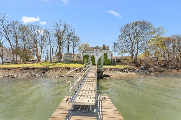 $825,000 | 90 Water Street, Danvers, MA 01923