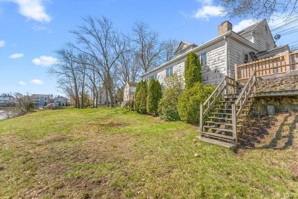 90 Water Street Danvers, MA 01923 - Photo 32 of 42