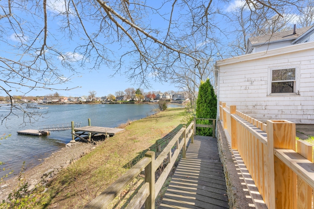 90 Water Street Danvers, MA 01923 - Photo 4 of 42