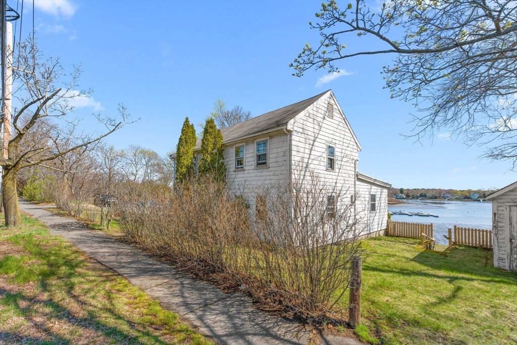 90 Water Street Danvers, MA 01923 - Photo 5 of 42