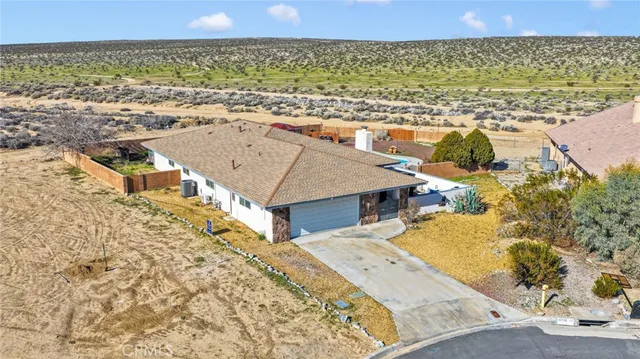 $435,000 | 13720 Windward Lane, Helendale, CA 92342