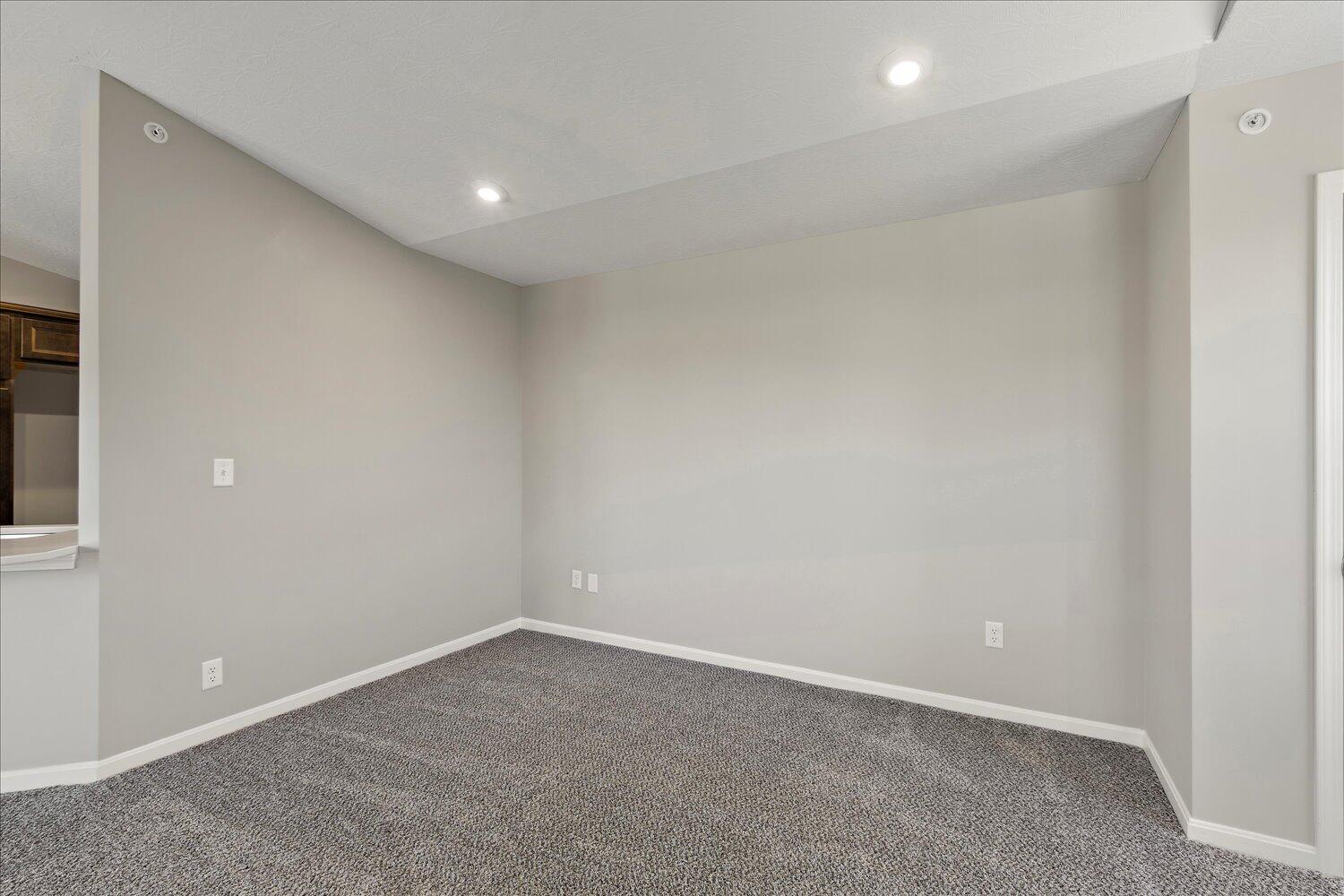 2445 Bella Ridge, Unit 405305 Covington, KY 41017 - Photo 14 of 33 Gallery Image 14