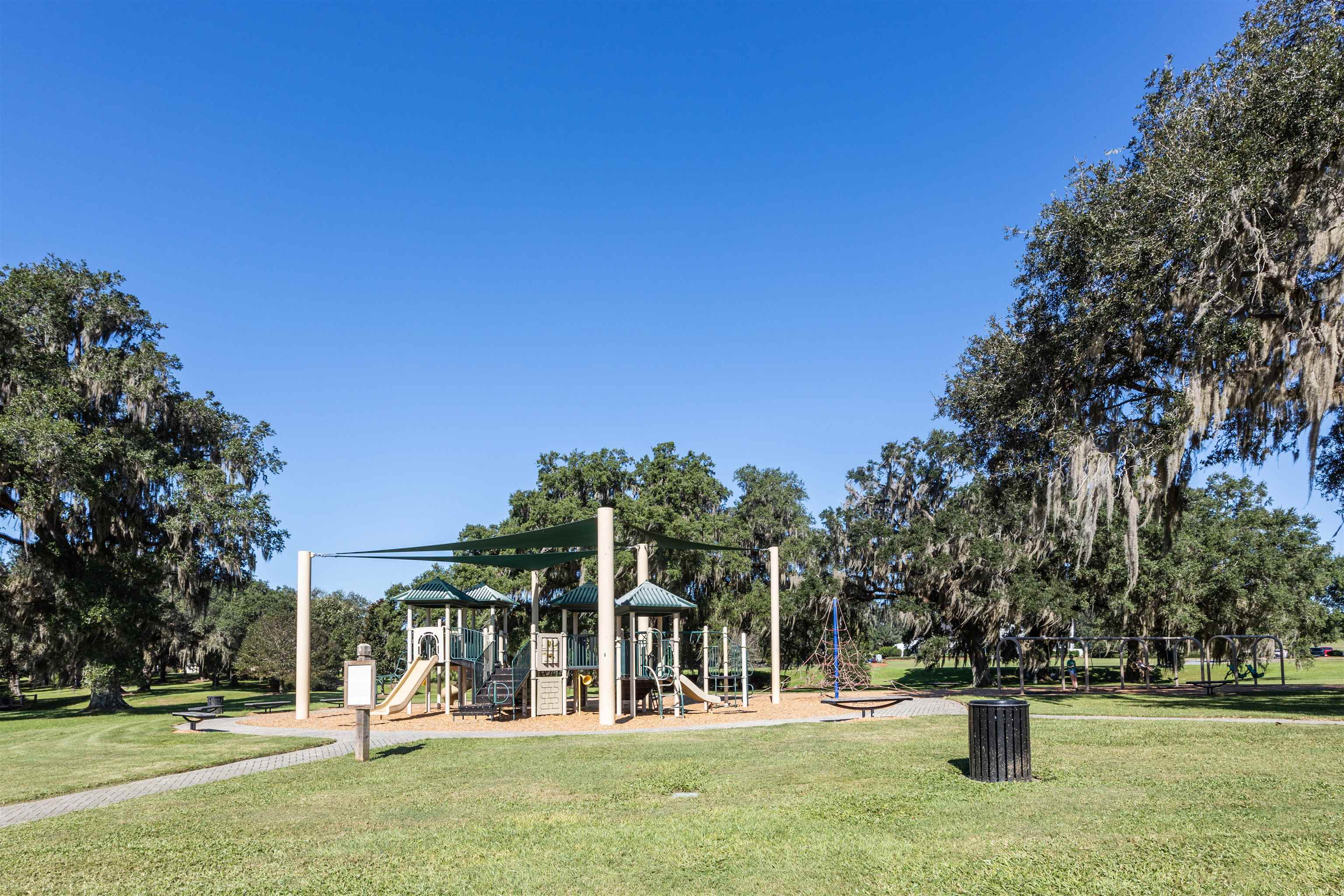 4251 Raleigh Way Tallahassee, FL 32311 - Photo 3 of 34 Gallery Image 3