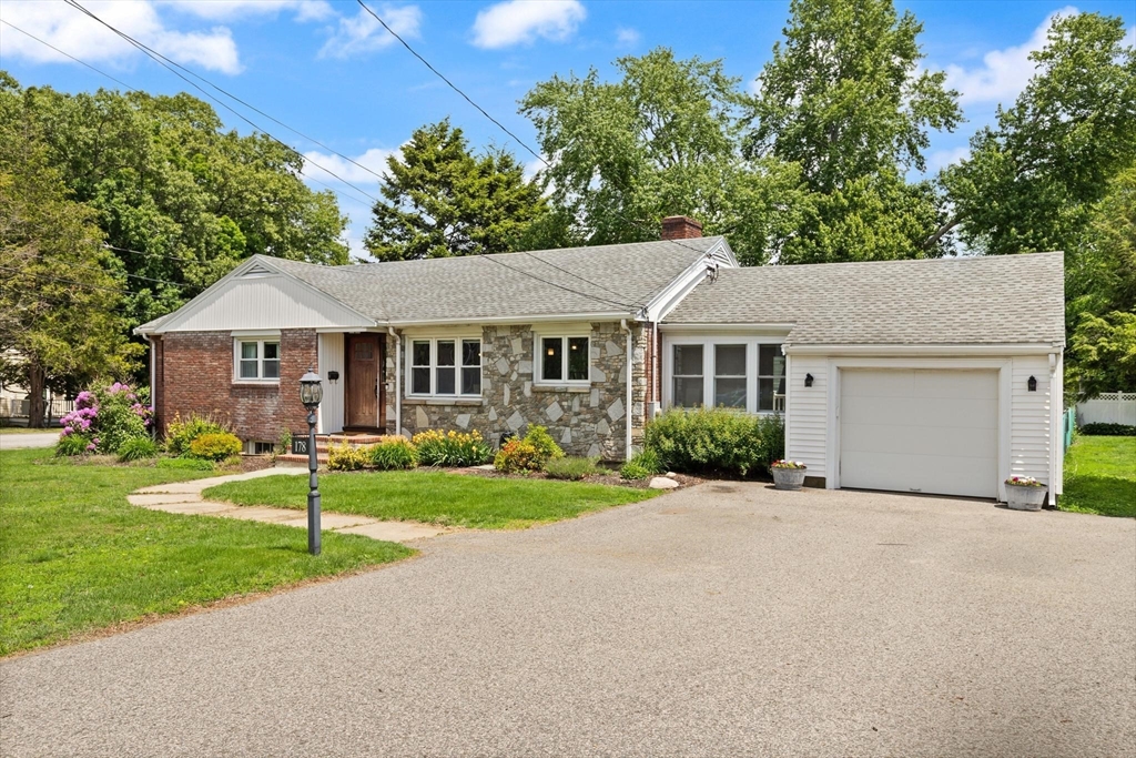178 Webster Street Needham, MA 02494 - Photo 5 of 27