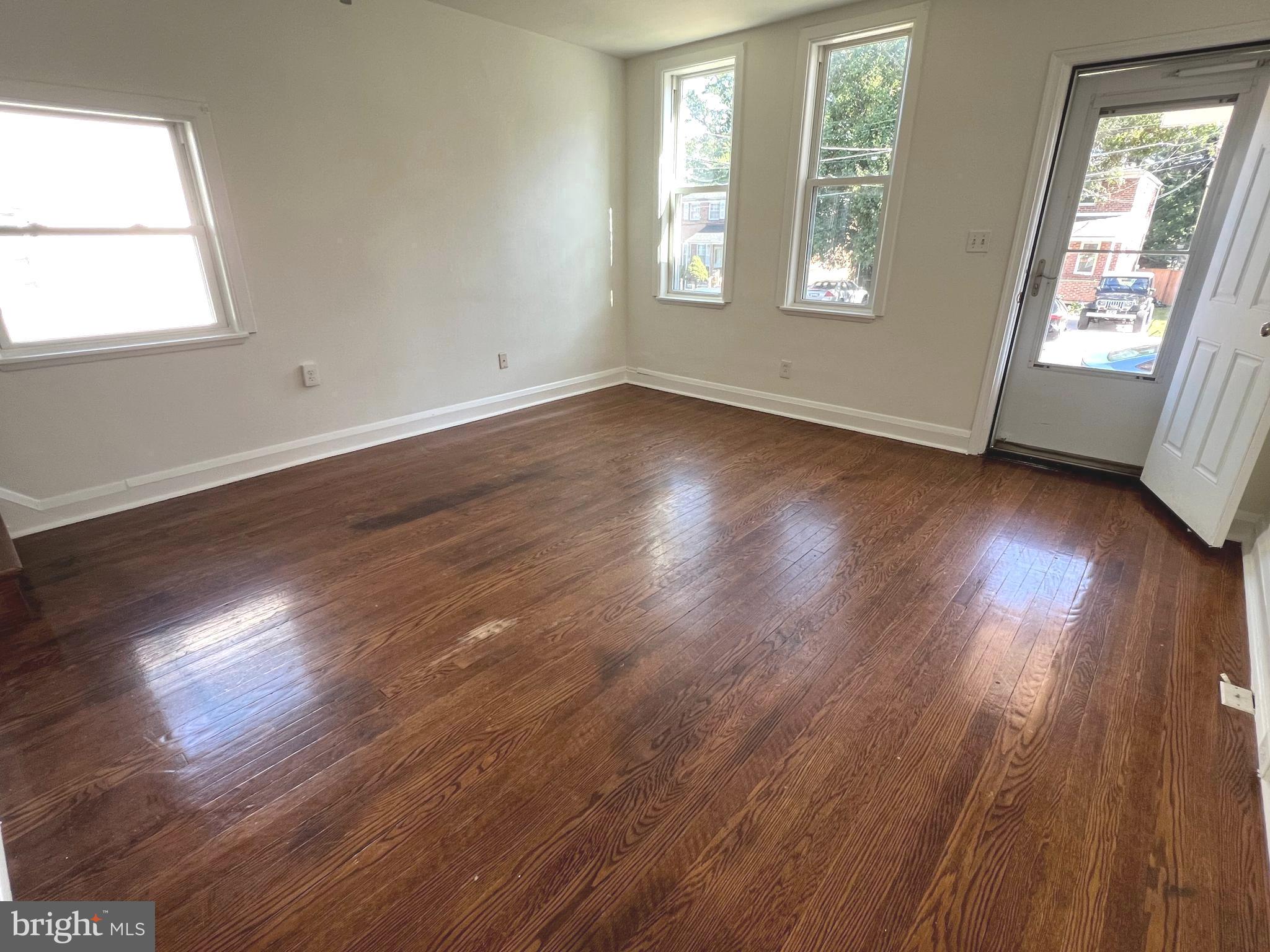1628 Naturo Road Baltimore, MD 21286 - Photo 5 of 41