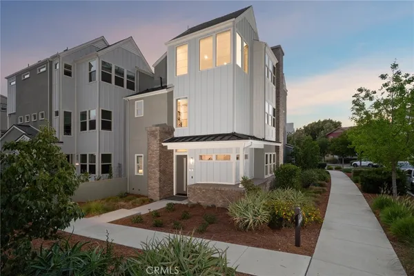 $1,839,888 | 120 Frame, Irvine, CA 92618