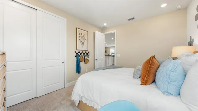 $499,999 | 749 Steel Drive, Ruskin, FL 33570