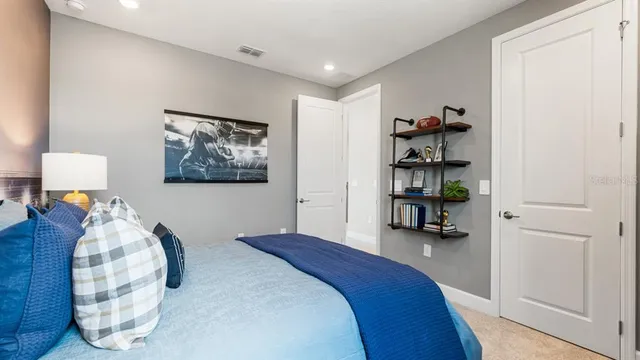 $499,999 | 749 Steel Drive, Ruskin, FL 33570