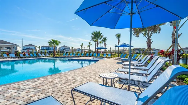 $499,999 | 749 Steel Drive, Ruskin, FL 33570