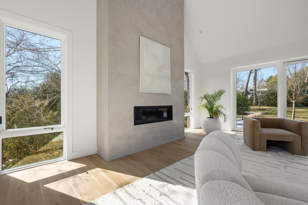 21 White Oak Road Newton, MA 02468 - Photo 12 of 27