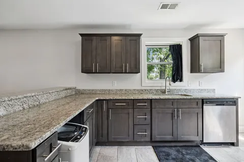 $299,900 | 1300 B Chester Avenue, Nashville, TN 37206