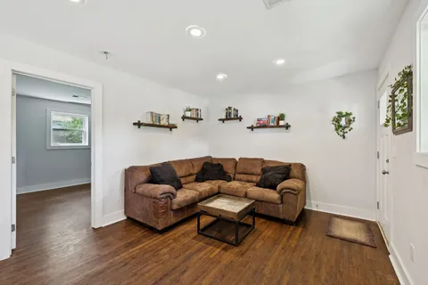 $299,900 | 1300 B Chester Avenue, Nashville, TN 37206