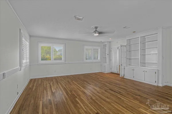 $685,000 | 15 Lakeside Drive, Pensacola, FL 32507
