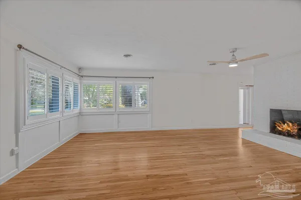 $685,000 | 15 Lakeside Drive, Pensacola, FL 32507