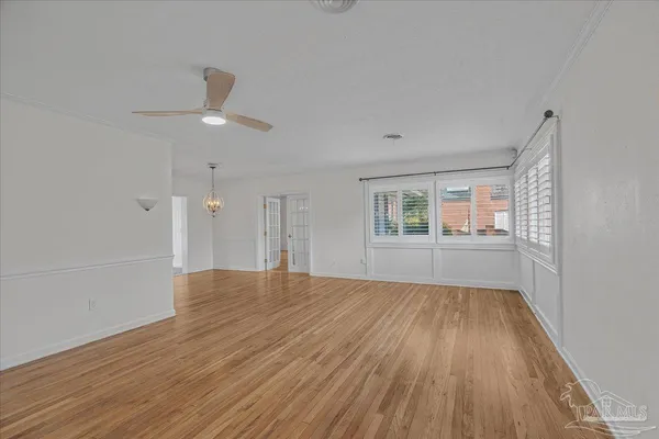 $685,000 | 15 Lakeside Drive, Pensacola, FL 32507