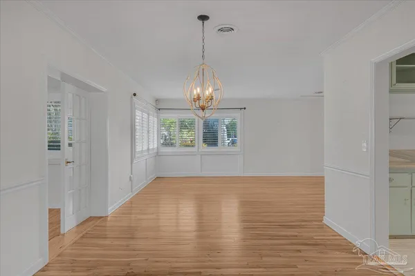 $685,000 | 15 Lakeside Drive, Pensacola, FL 32507