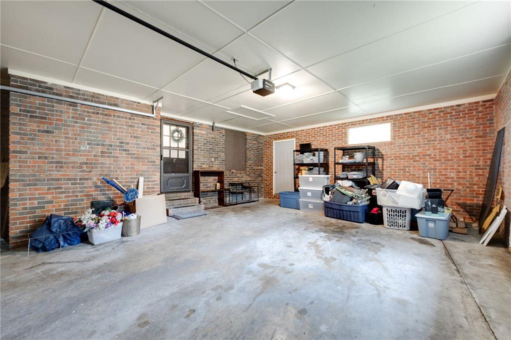 110 Pinewood Way Dalton, GA 30721 - Photo 12 of 35 a view of a room with gym equipment