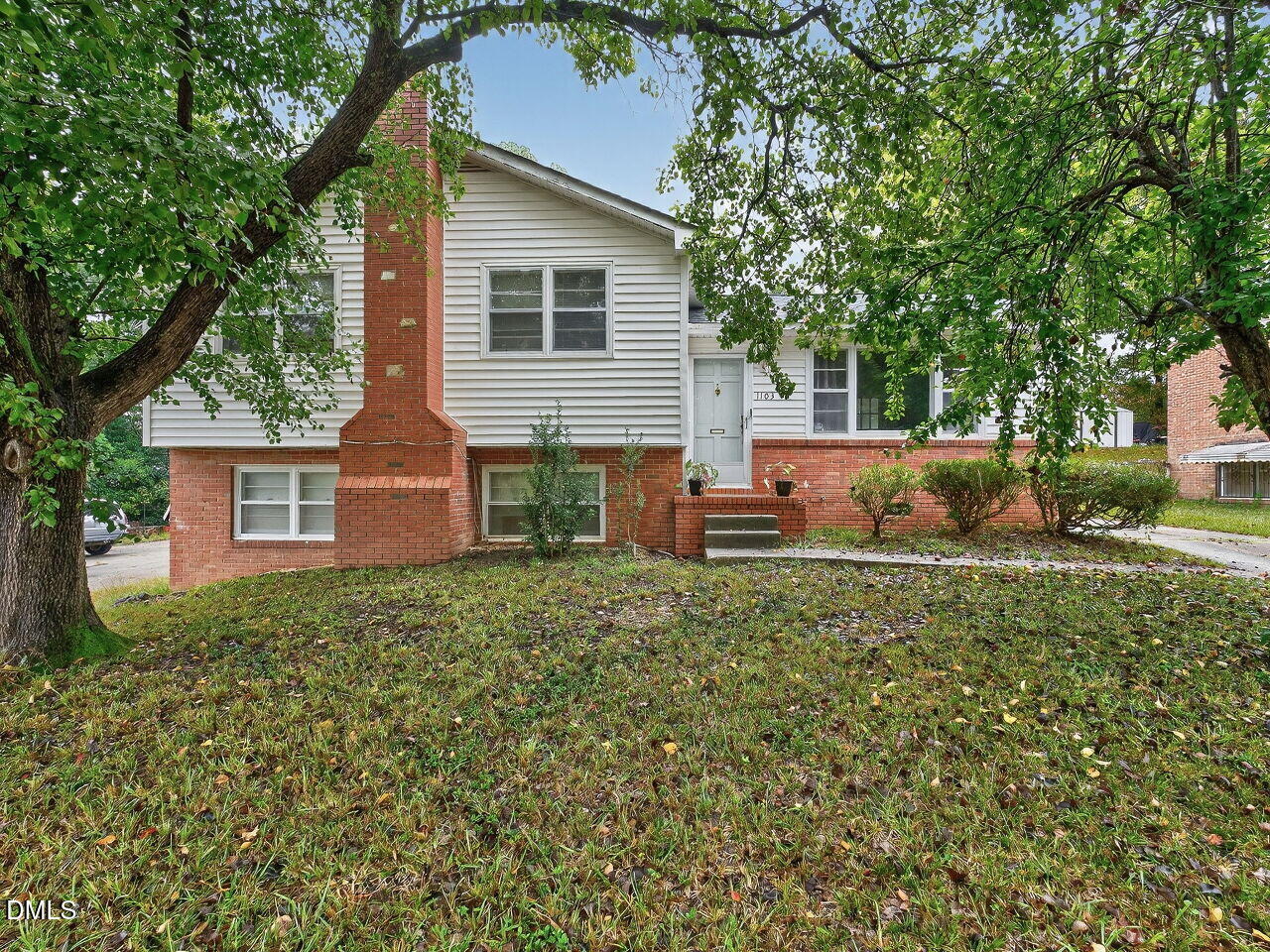 1103 Kitt Place Raleigh, NC 27610 - Photo 1 of 28 001-1280x960-photo