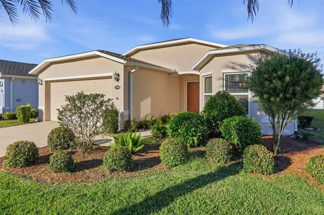 $310,000 | 27046 Roanoke Drive, Leesburg, FL 34748