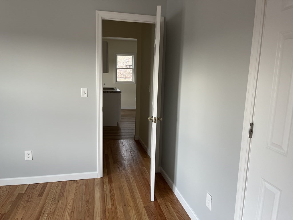 752 Alden Street, Unit 1 Springfield, MA 01109 - Photo 4 of 12 Gallery Image 4