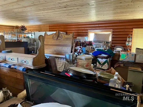 $210,000 | 10319 Highway 55, Cascade, ID 83611