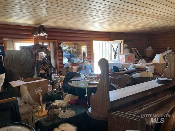 $210,000 | 10319 Highway 55, Cascade, ID 83611