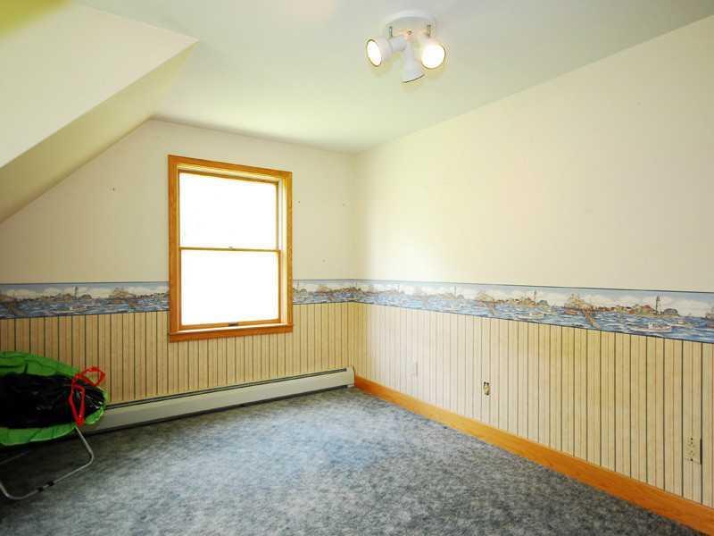 38 Old Shipyard Road Yarmouth, ME 04096 - Photo 22 of 34 Bedroom.
