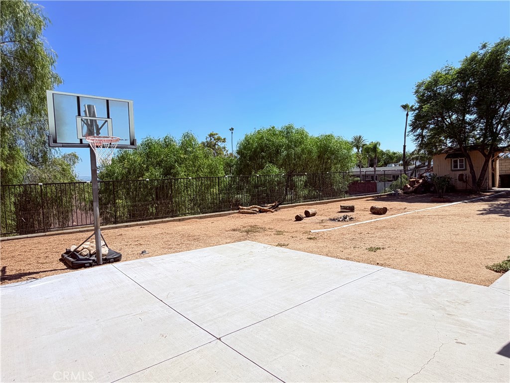 5855 Bolivar Street Riverside, CA 92505 - Photo 33 of 38 Gallery Image 33