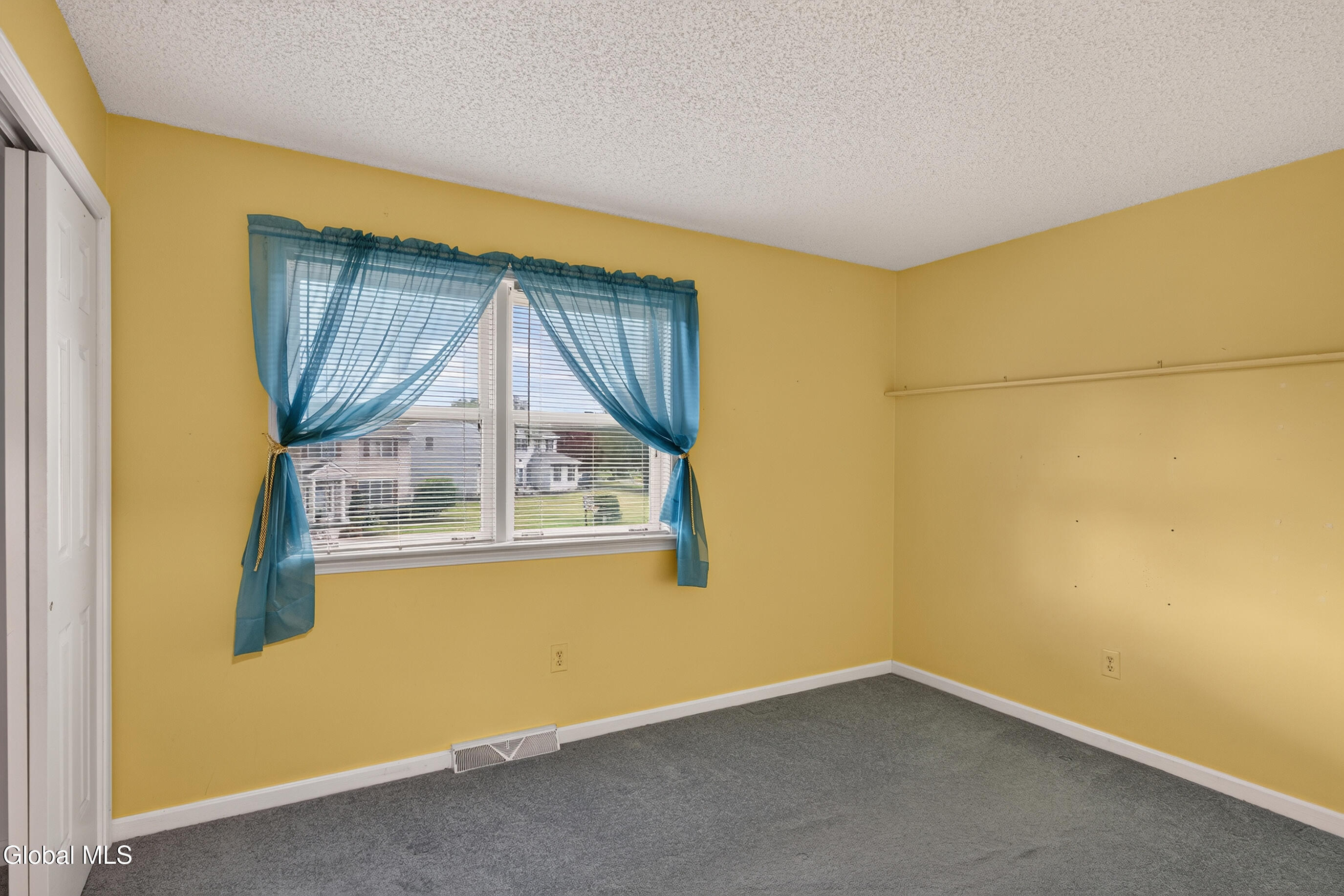 44 Mallard Road Bethlehem, NY 12077 - Photo 82 of 90 090-44-Mallard-Rd-Glenmont-NY-12077