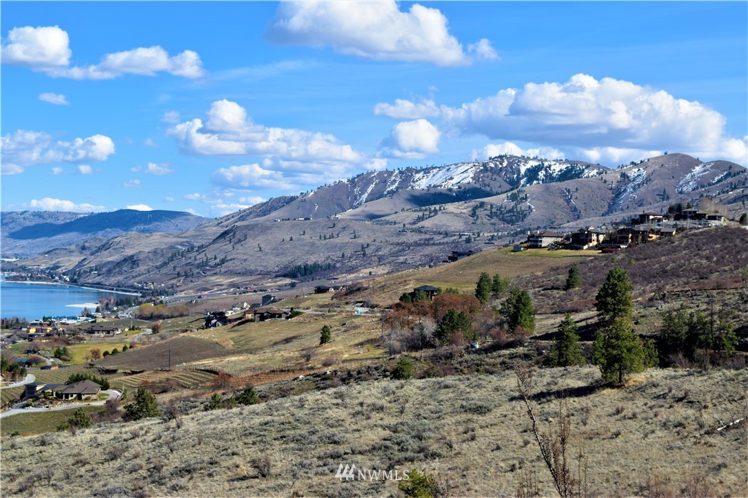 2 South Lakeshore Road Chelan, WA 98816 - Photo 3 of 25 Gallery Image 3