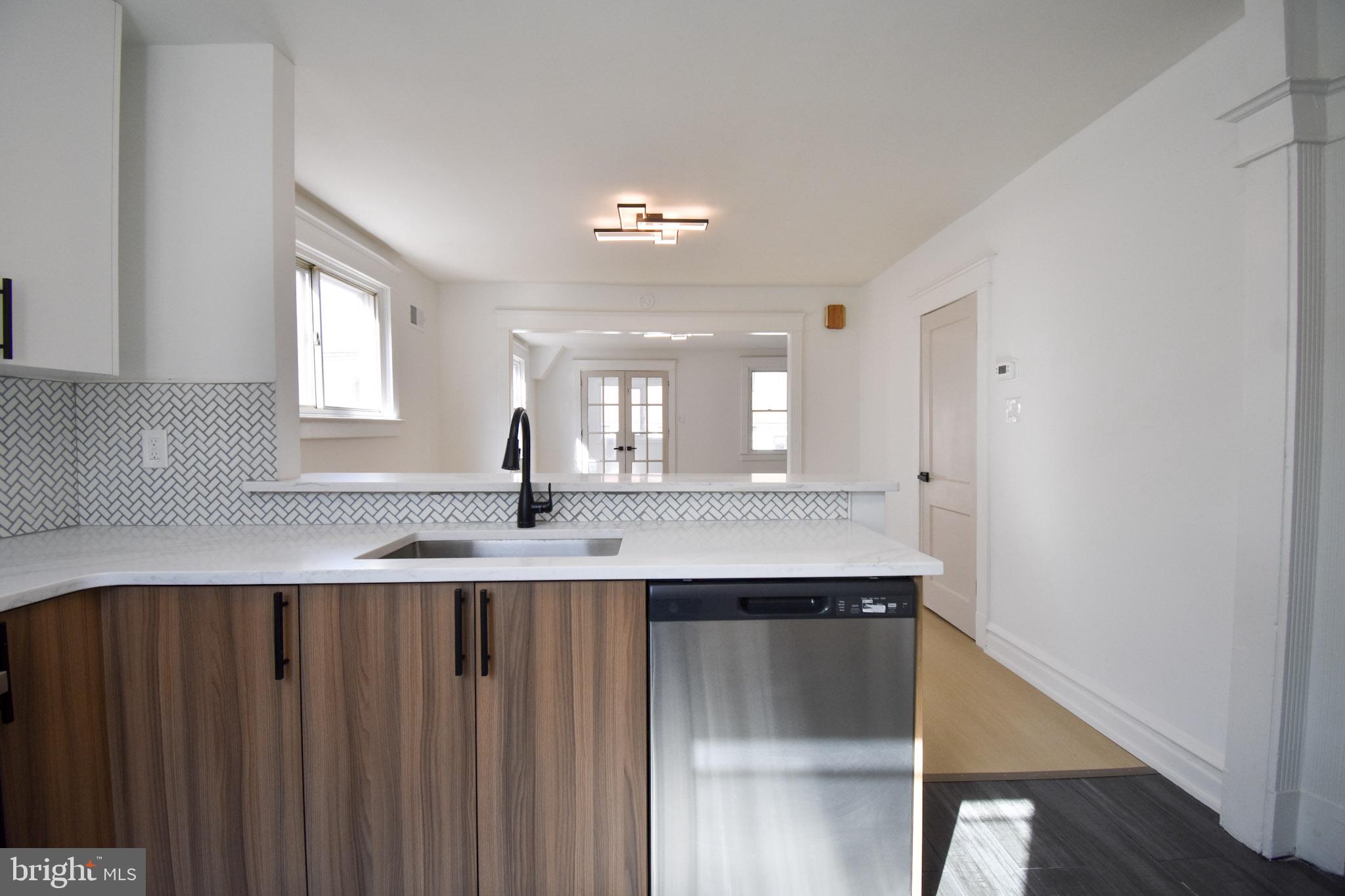 247 Heather Road Upper Darby, PA 19082 - Photo 10 of 26
