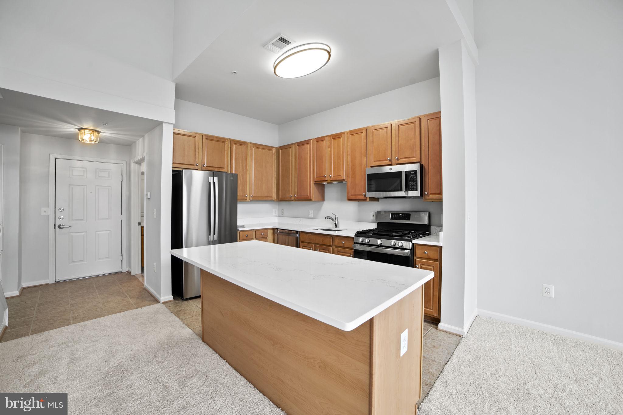 12001 Market Street, Unit 443 Reston, VA 20190 - Photo 11 of 39