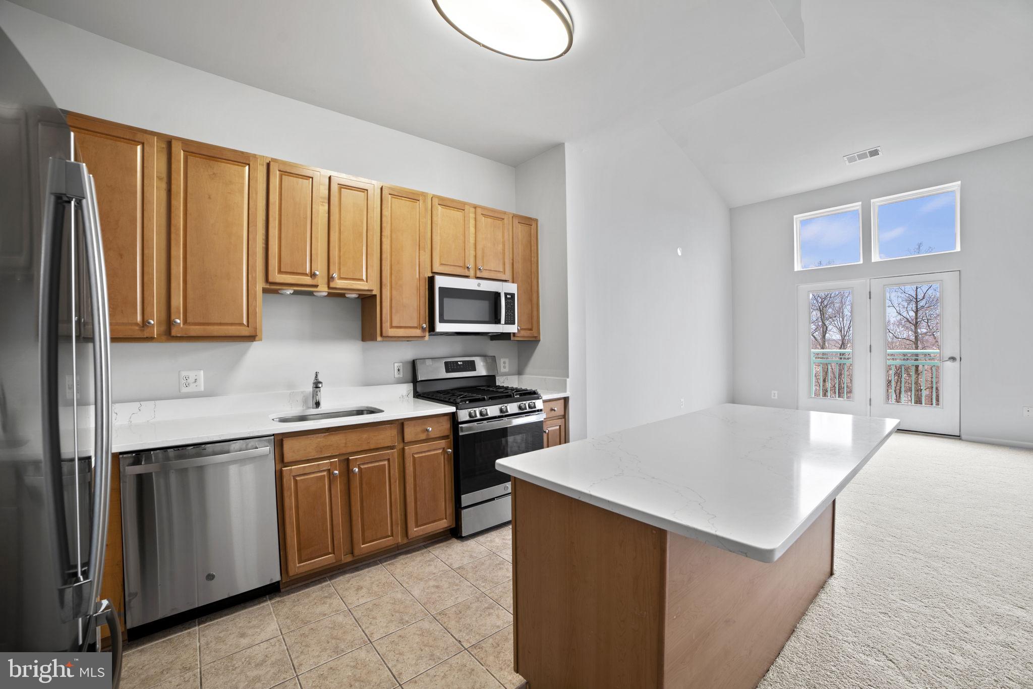 12001 Market Street, Unit 443 Reston, VA 20190 - Photo 12 of 39