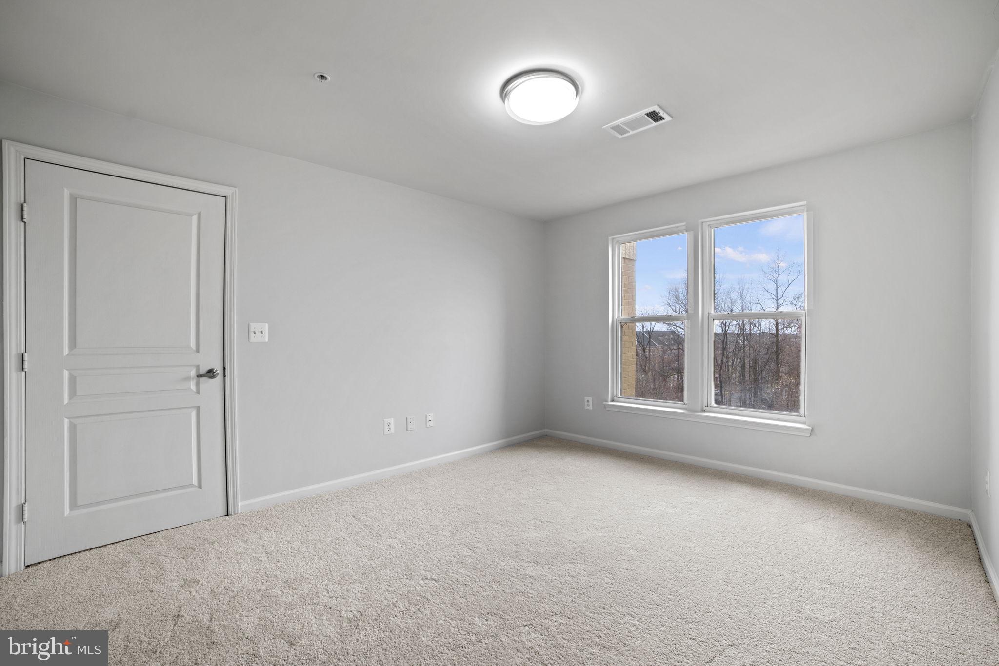 12001 Market Street, Unit 443 Reston, VA 20190 - Photo 24 of 39