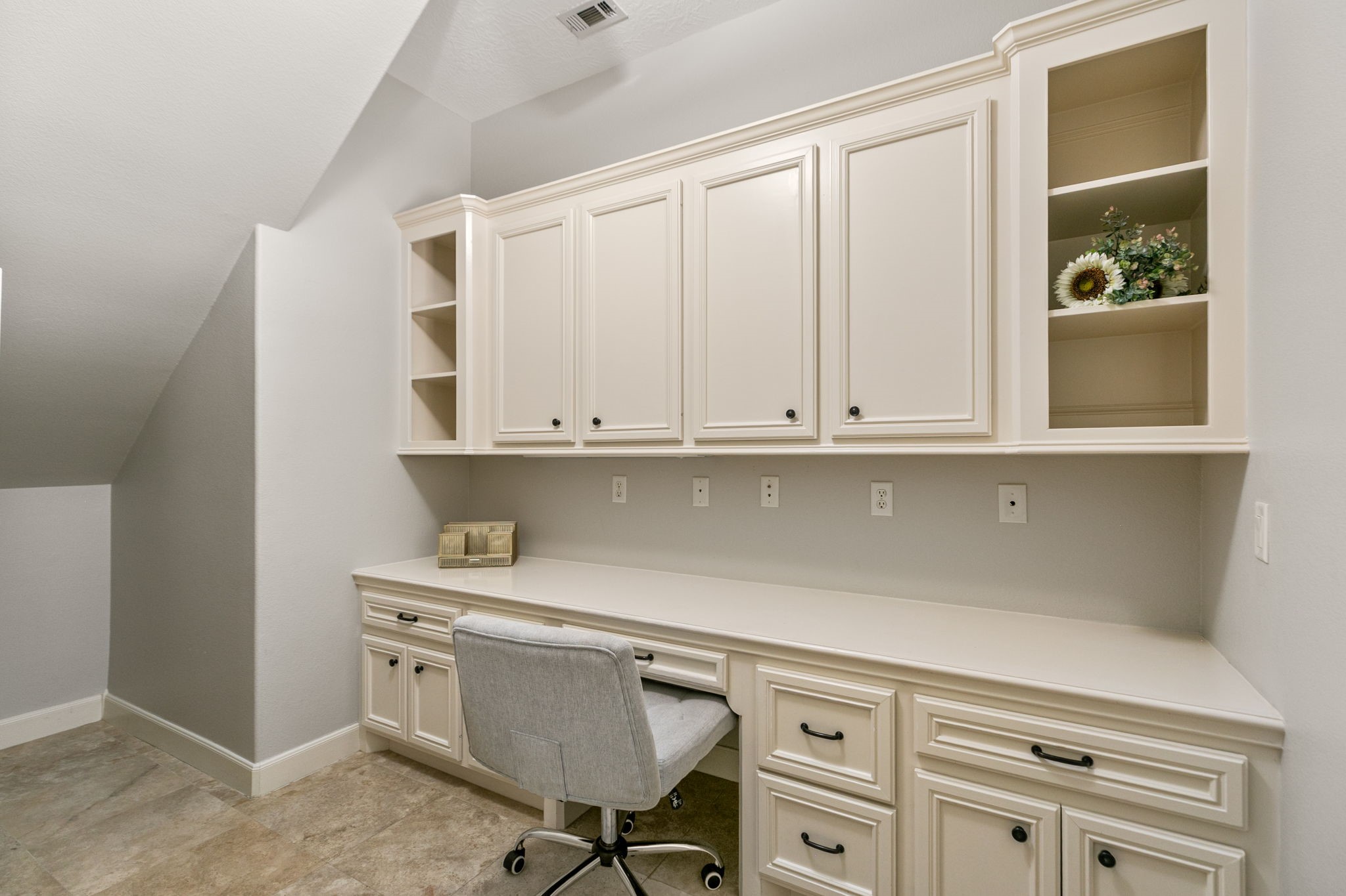 3811 Rayford Road Spring, TX 77386 - Photo 18 of 50 a kitchen with cabinets appliances and a counter top space