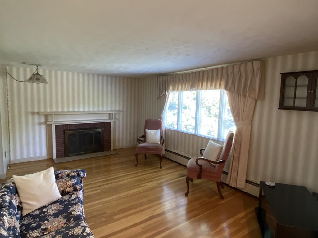 40 Ladd Hill Road Lynn, MA 01904 - Photo 4 of 14 Gallery Image 4