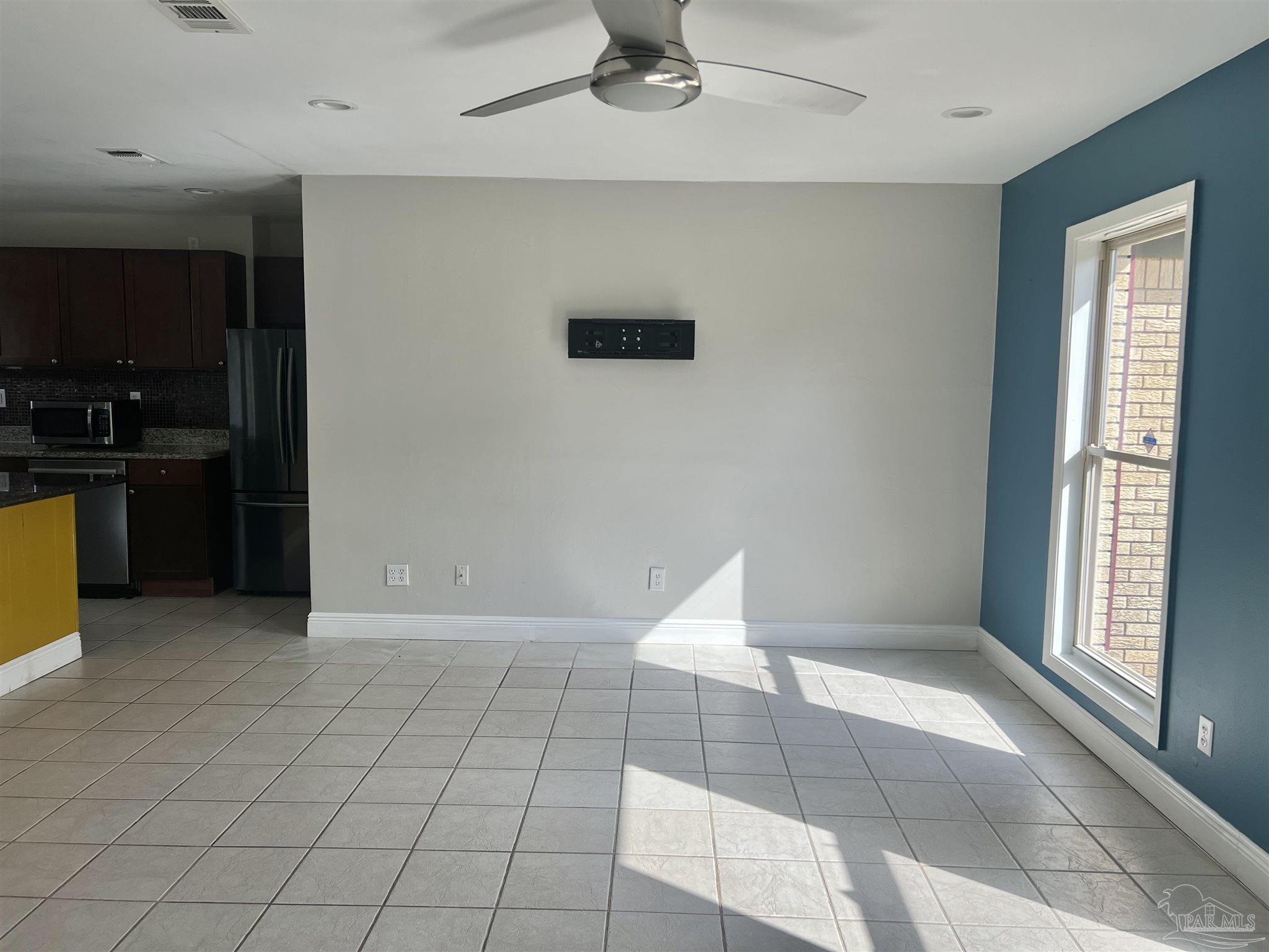 7920 Holgate Road Pensacola, FL 32514 - Photo 6 of 40 Gallery Image 6