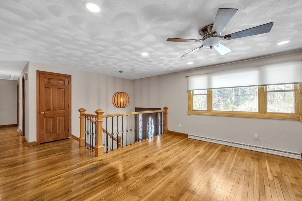 10 Ranlett Lane Billerica, MA 01821 - Photo 5 of 28 Gallery Image 5