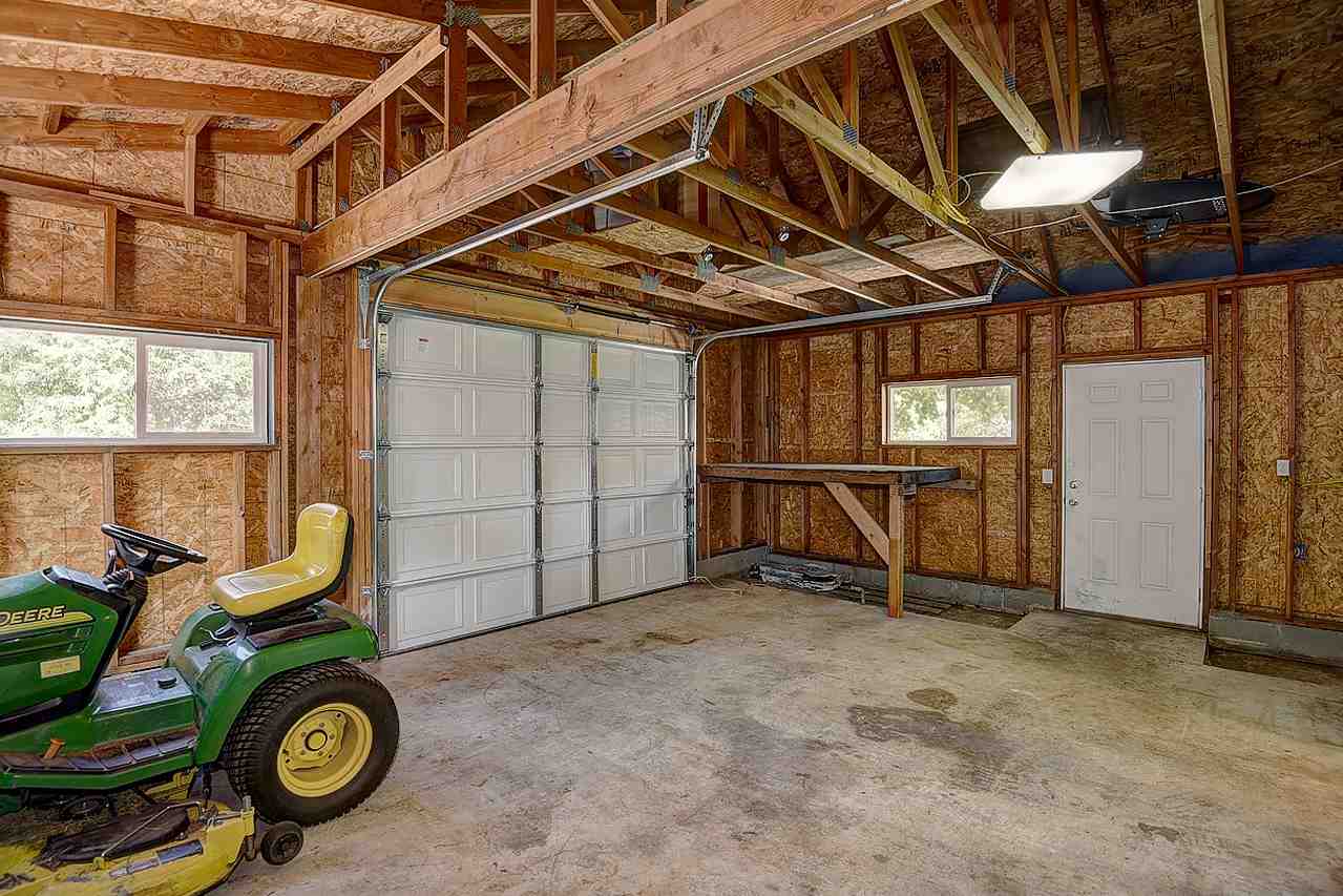 823 North Locust Road Spokane Valley, WA 99206 - Photo 16 of 20