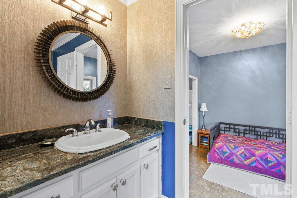 5329 Edington Lane Raleigh, NC 27604 - Photo 13 of 44 Gallery Image 13