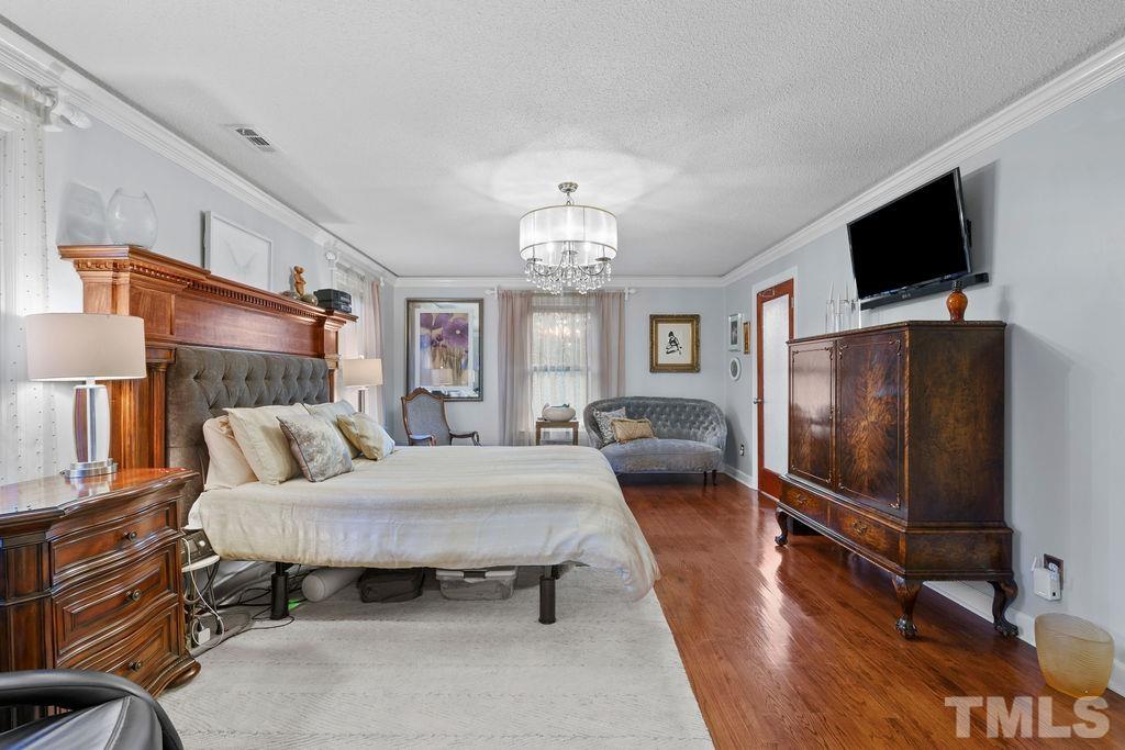 5329 Edington Lane Raleigh, NC 27604 - Photo 15 of 44 Gallery Image 15